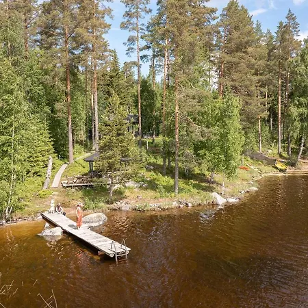 Kujanpaeae | Paajoen Vuokramoekit 5*