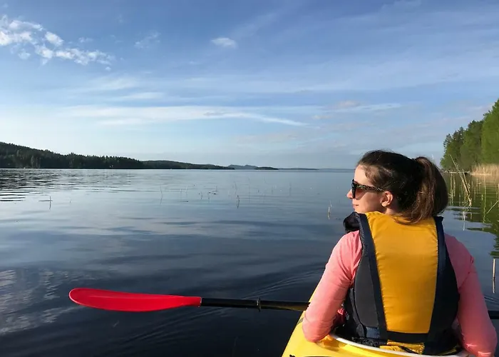 ホリデーパーク Kujanpaeae | Paajoen Vuokramoekit 5*